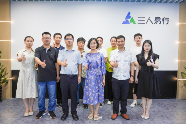 江西技師學院校領導蒞臨三人易行學習調(diào)研